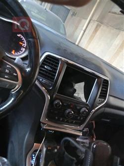 جیپ گراند شیرۆکی